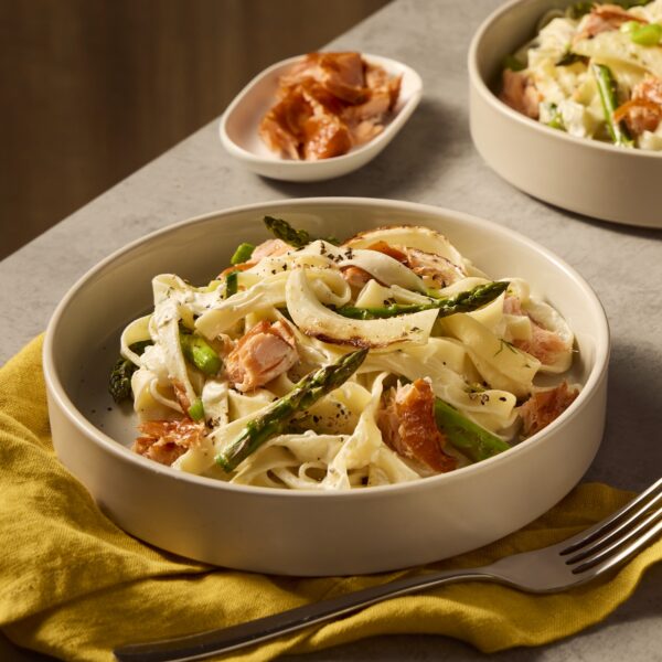 Recept Tagliatelle met zalm en groene asperges Grand'Italia