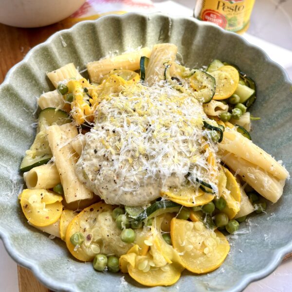 Recept rigatoni met whipped ricotta pesto Stukoreceptjes x Grand'Italia